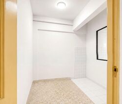 Blk 211 Jurong East Street 21 (Jurong East), HDB 3 Rooms #568273291